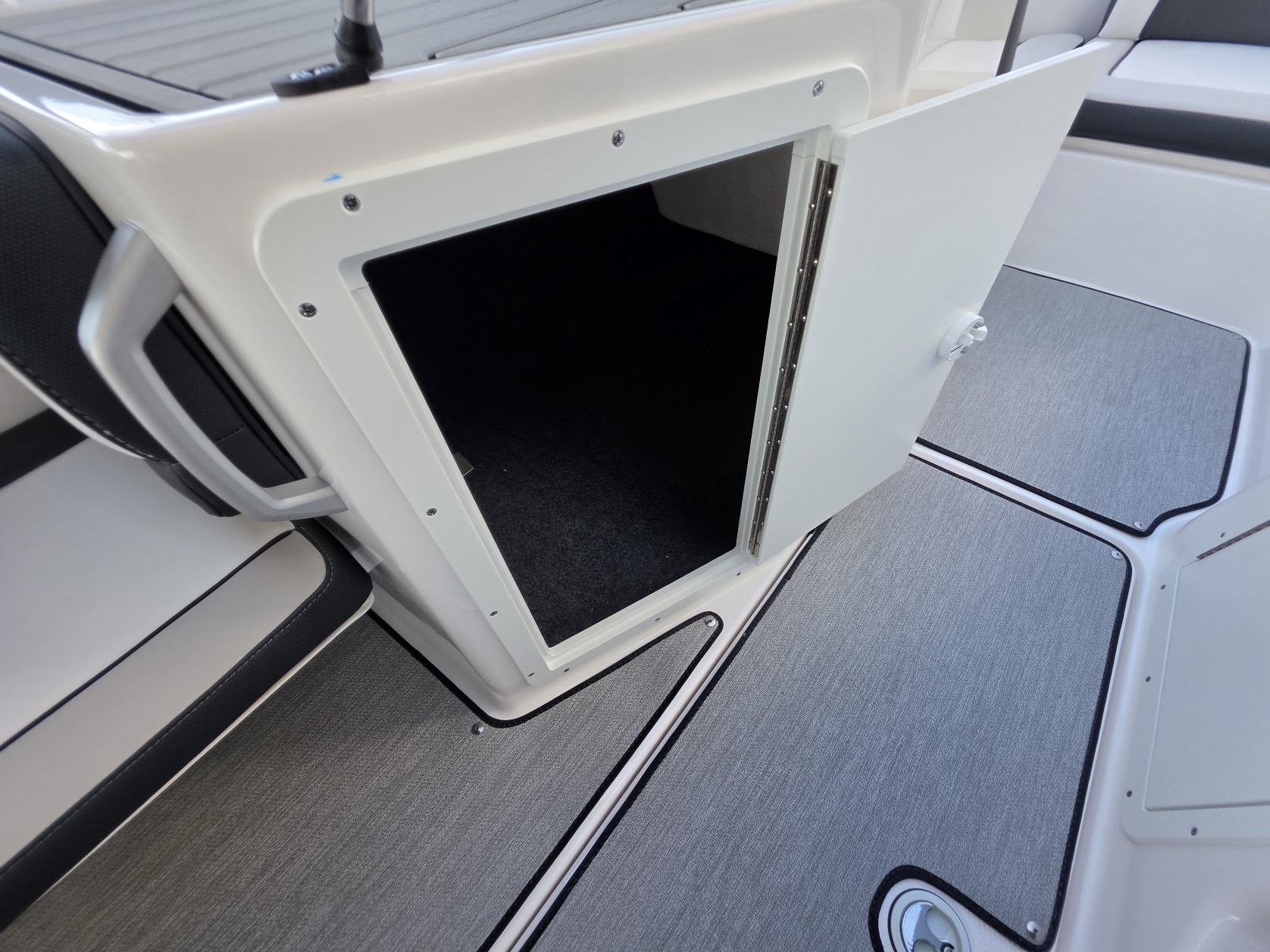 Boat Gallery Image 13