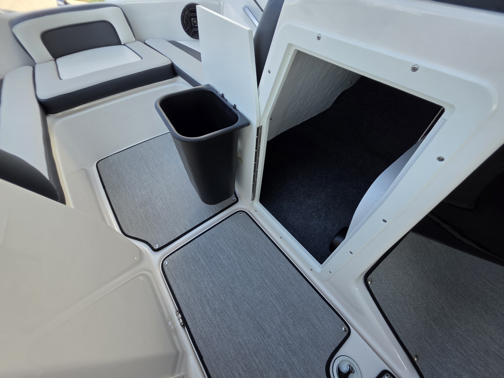 Boat Gallery Image 12