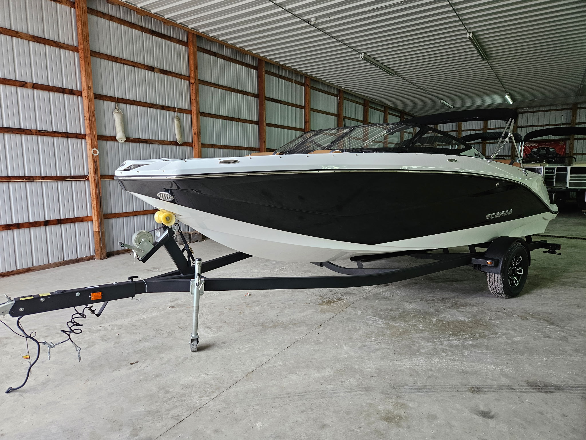 2025 SCARAB 215 ID T170