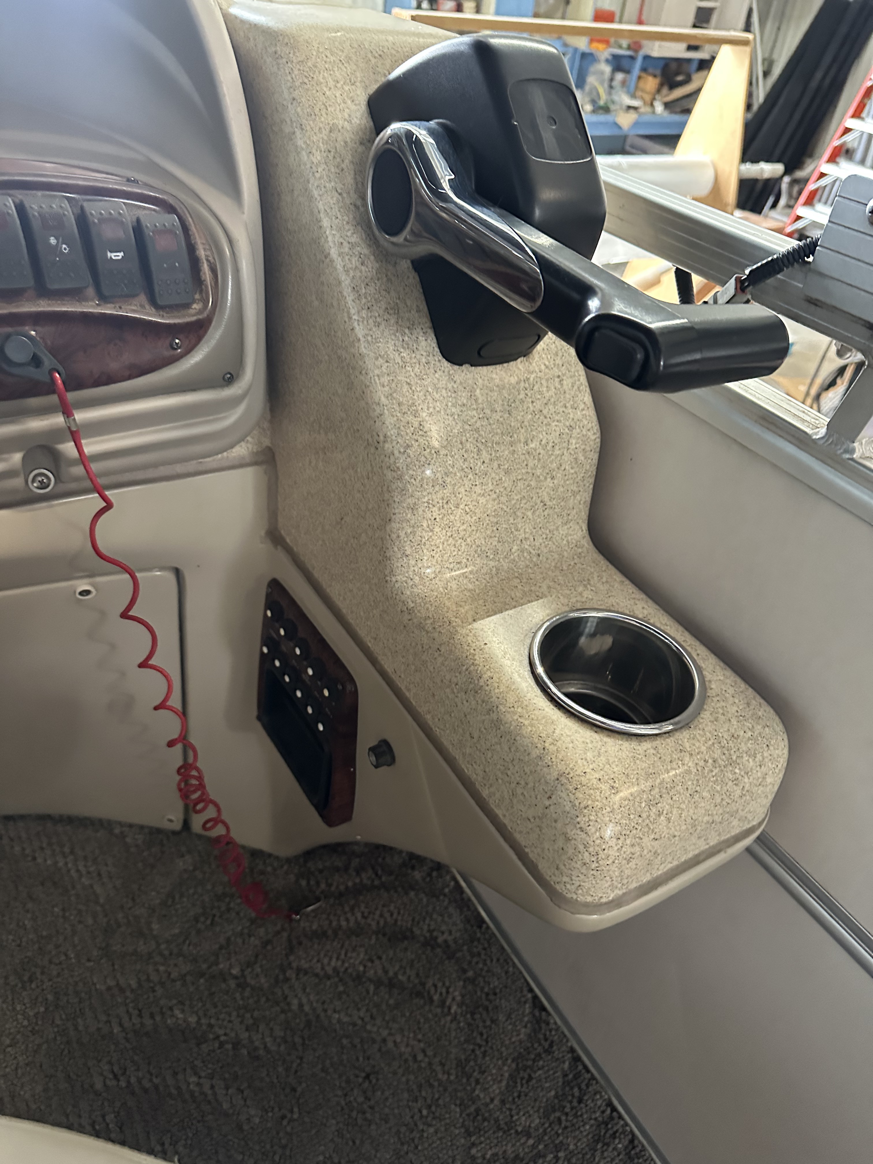 2009 South Bay Pontoons 925 CR TRIPLE TUBE  for Sale