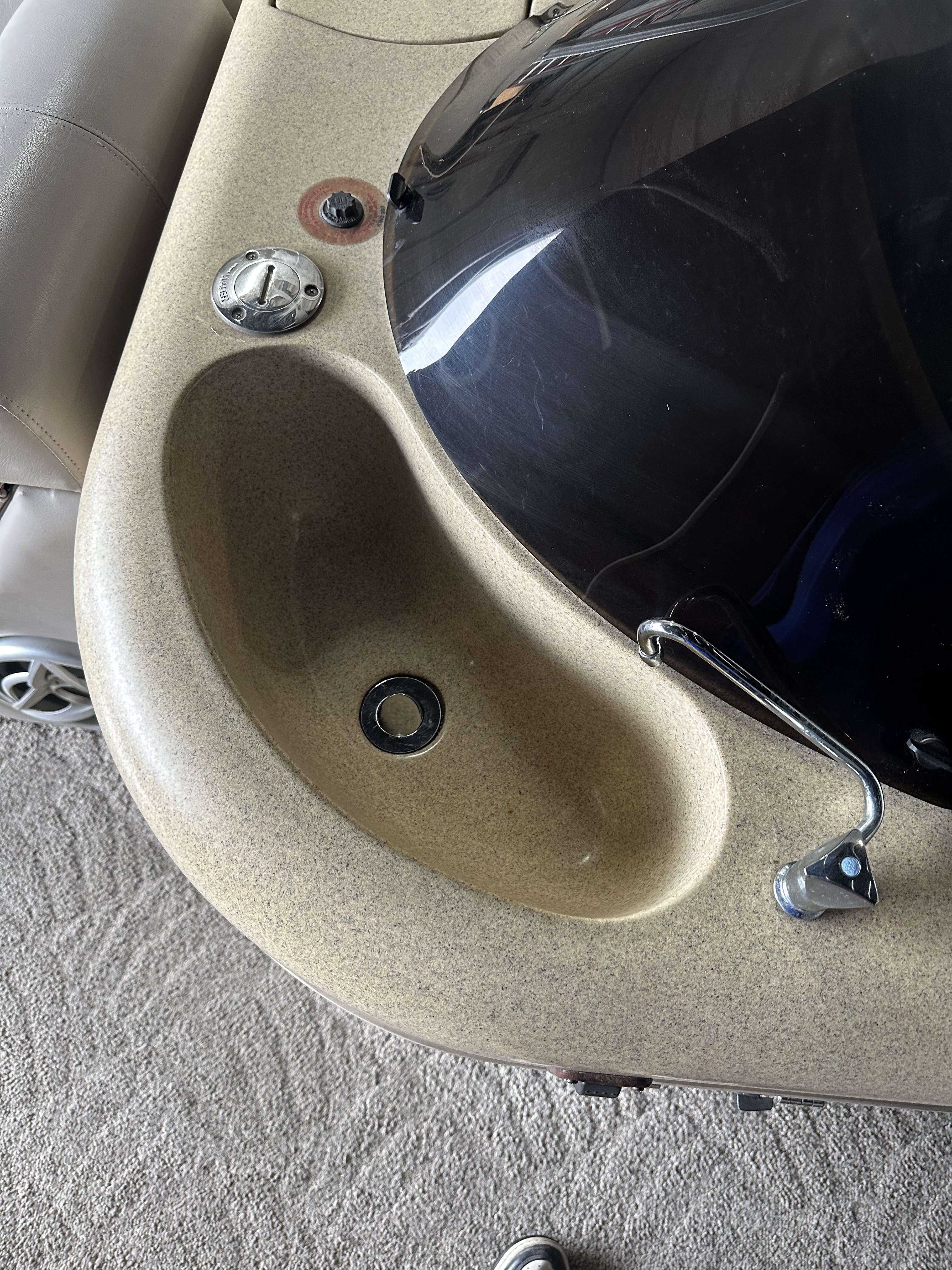2009 South Bay Pontoons 925 CR TRIPLE TUBE  for Sale