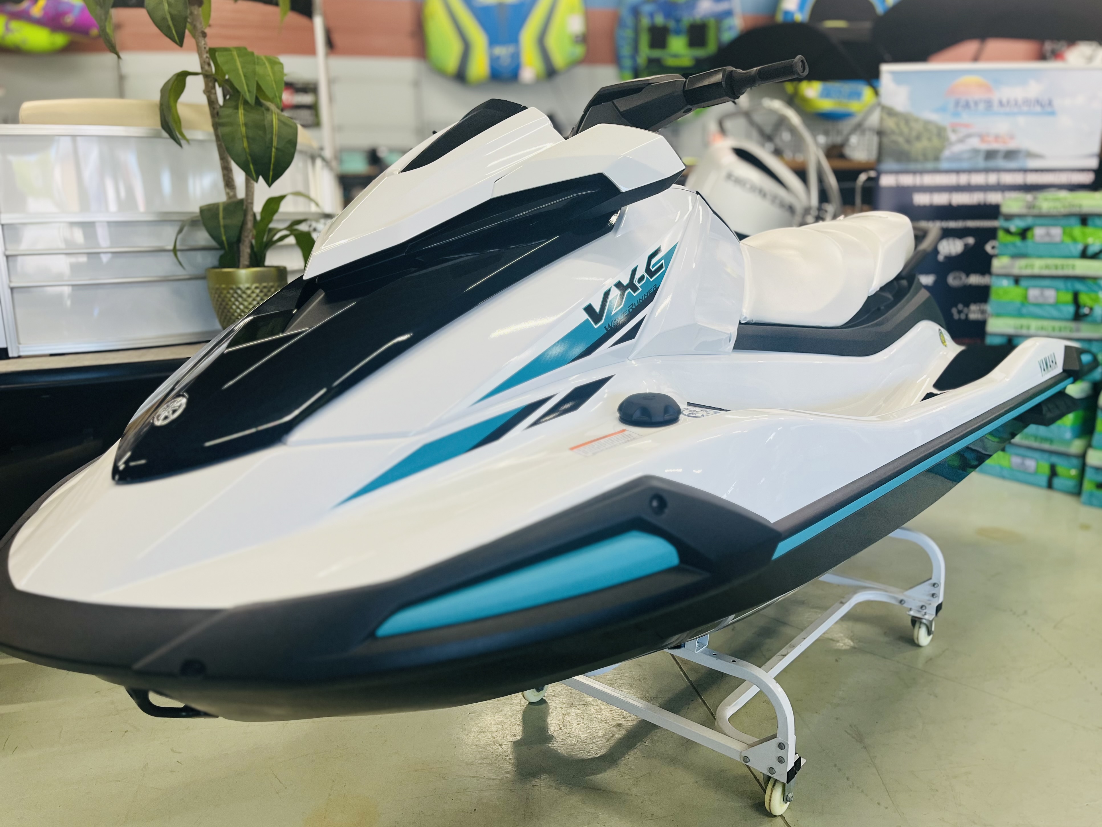 2025 YAMAHA WAVERUNNER VX-C VX1050G-B