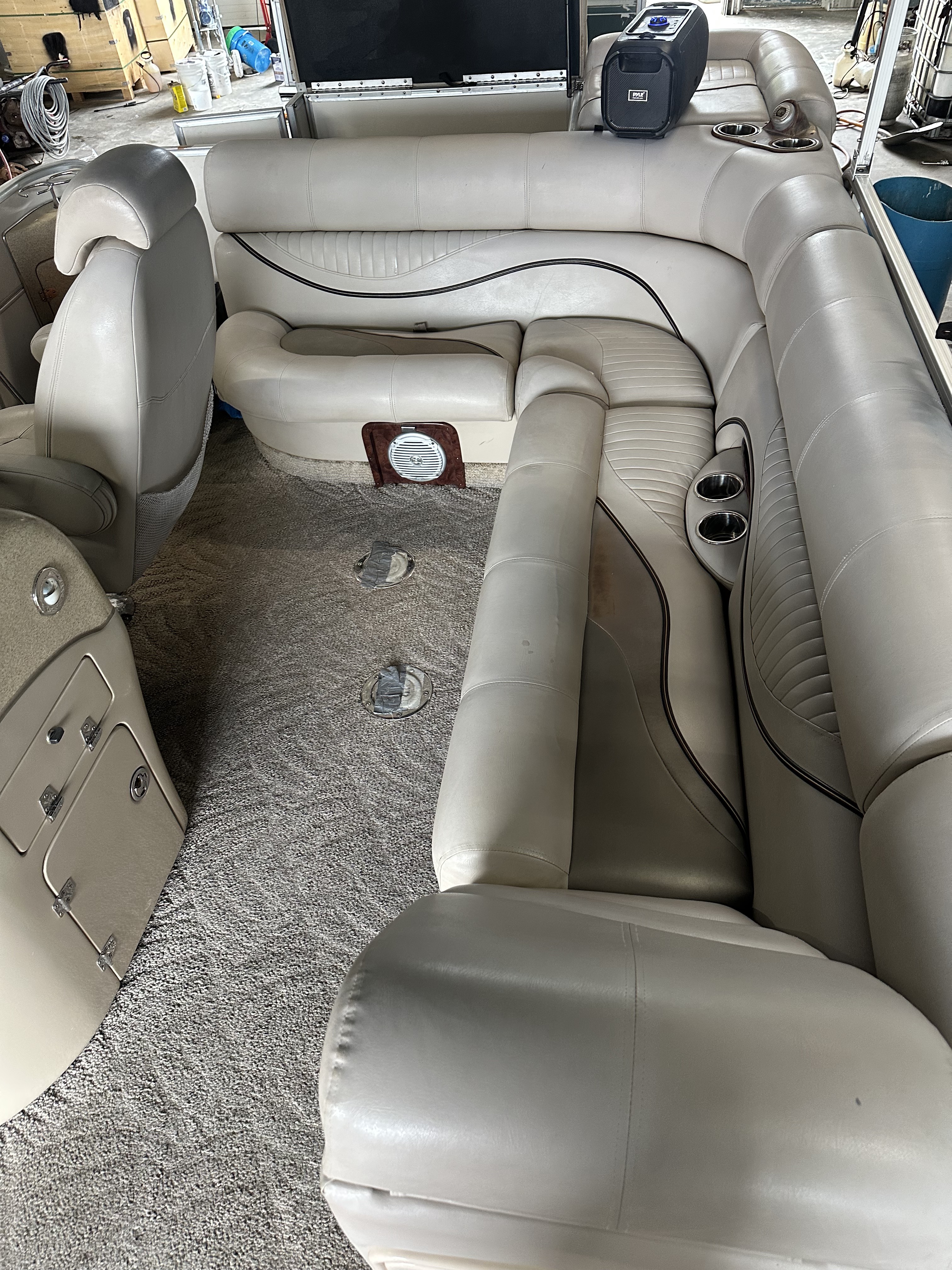 2009 South Bay Pontoons 925 CR TRIPLE TUBE  for Sale