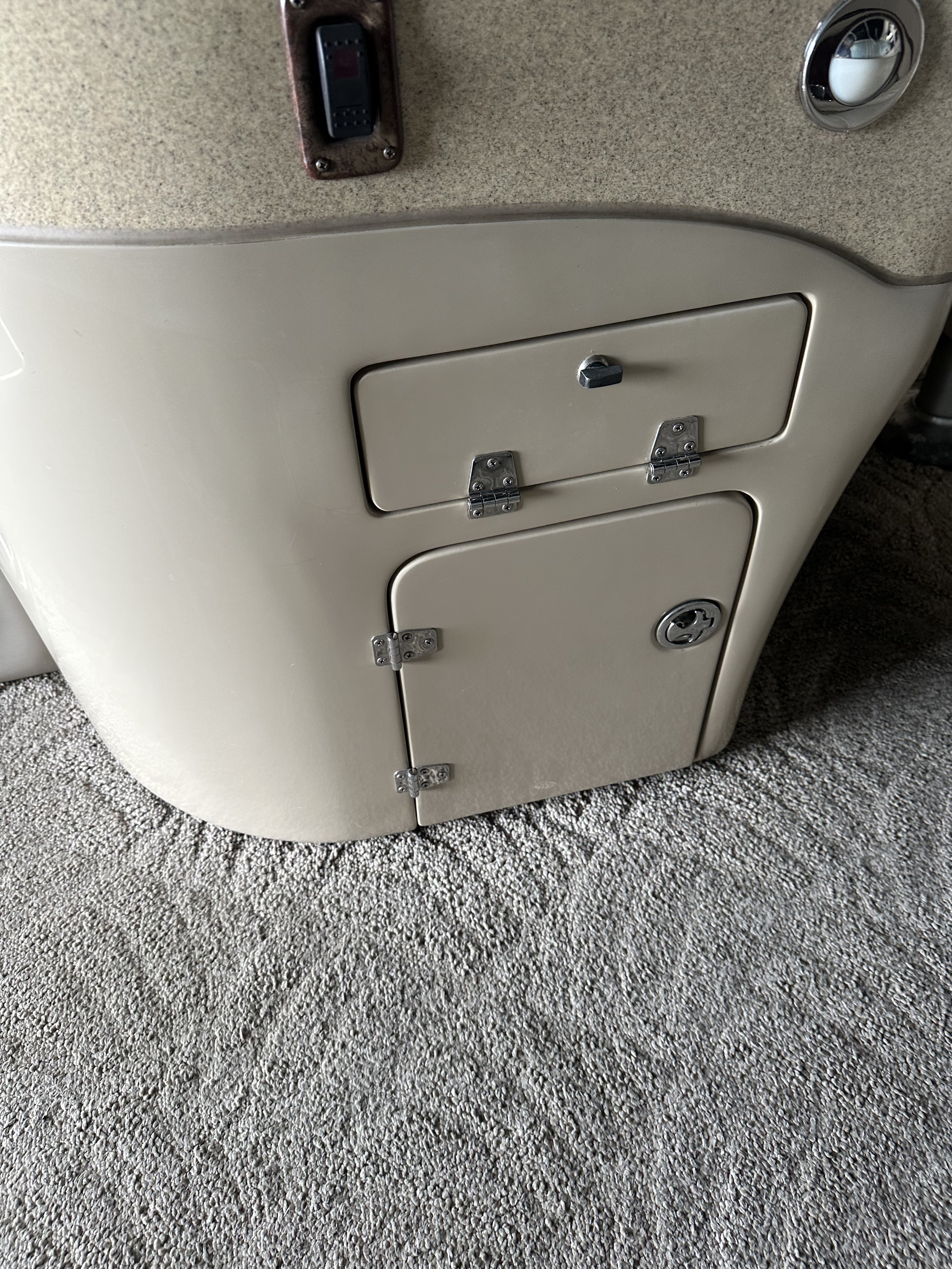 2009 South Bay Pontoons 925 CR TRIPLE TUBE  for Sale