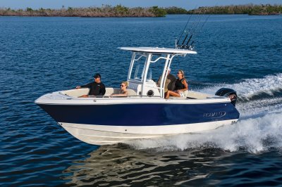 2026 Robalo R230