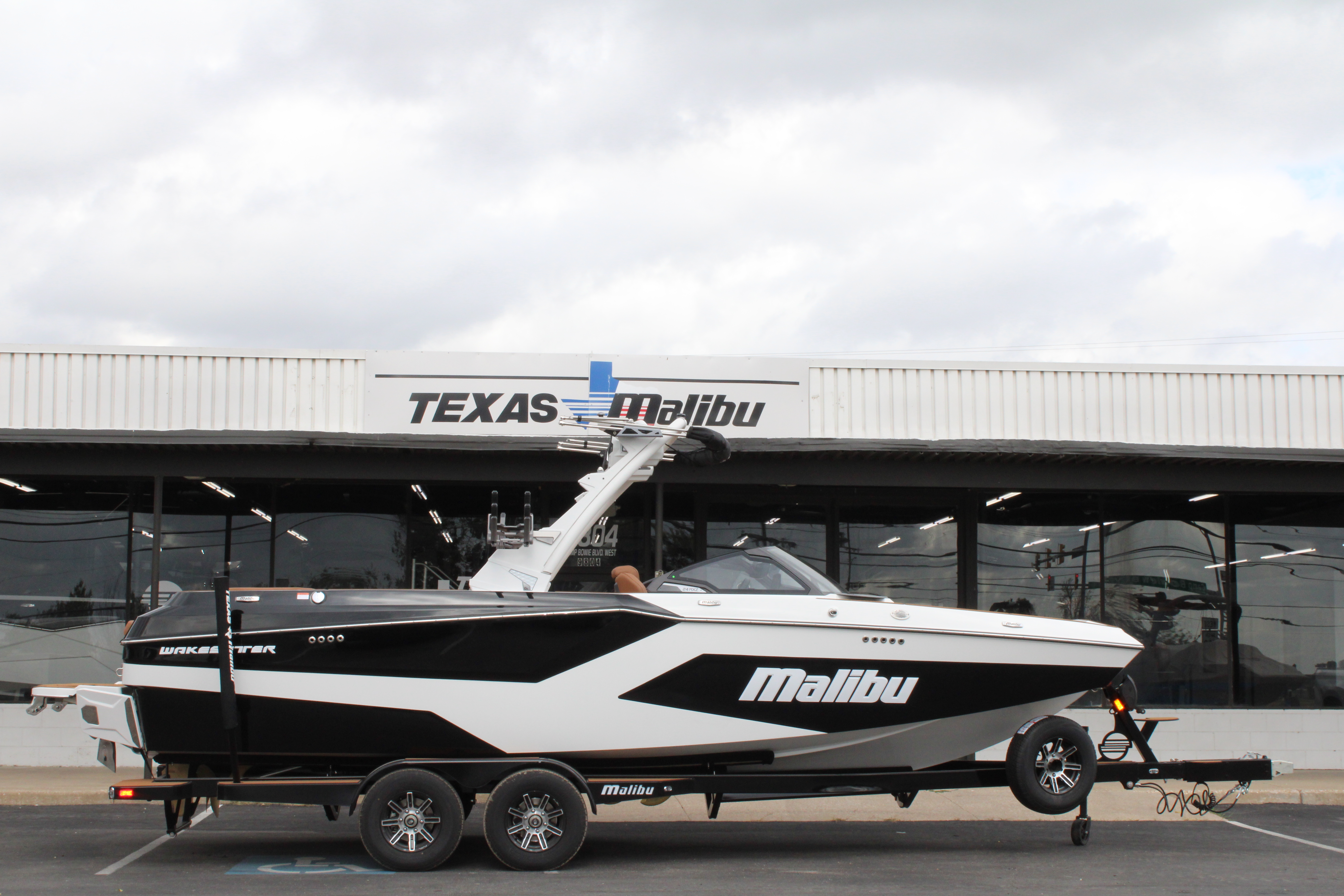 2025 Malibu Boats Wakesetter 24 MXZ