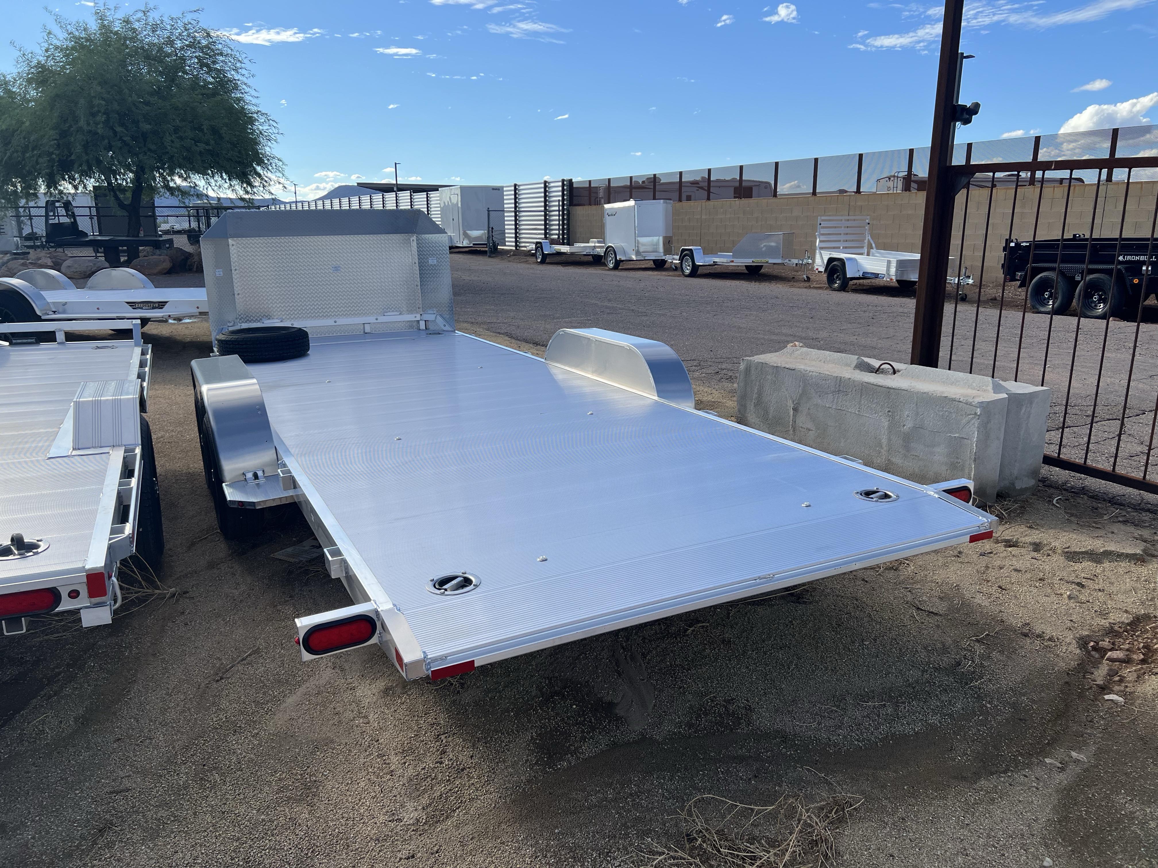 Aluma 18'x82" Aluminum 8218ANV TILT Trailer (8218ANV-TILT)