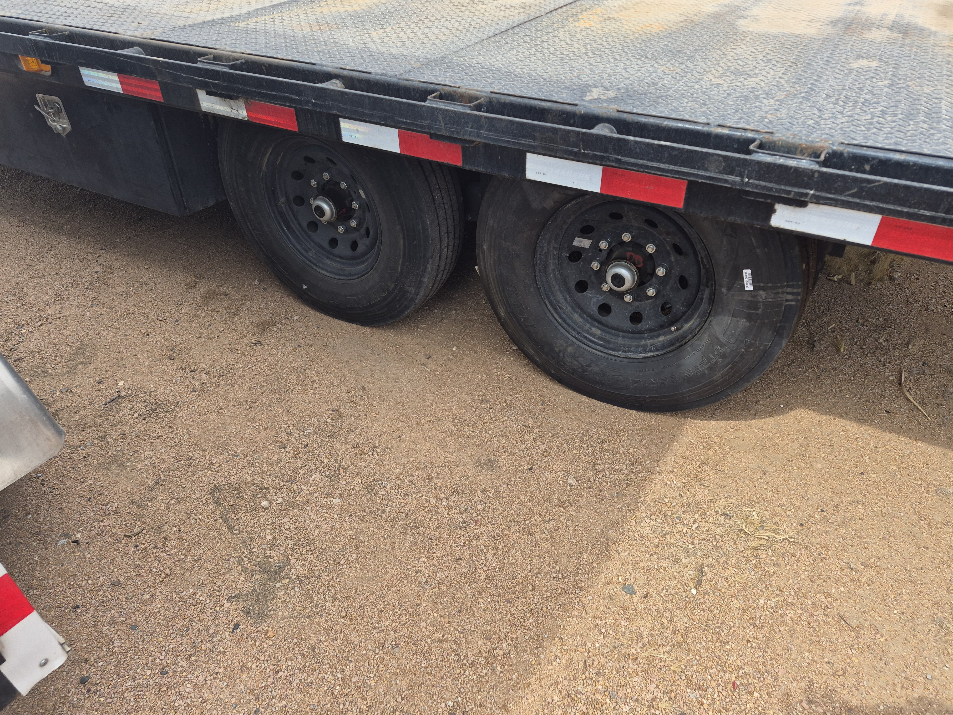 PJ Trailers 26'x102" I-Beam Deckover Trailer (F8)