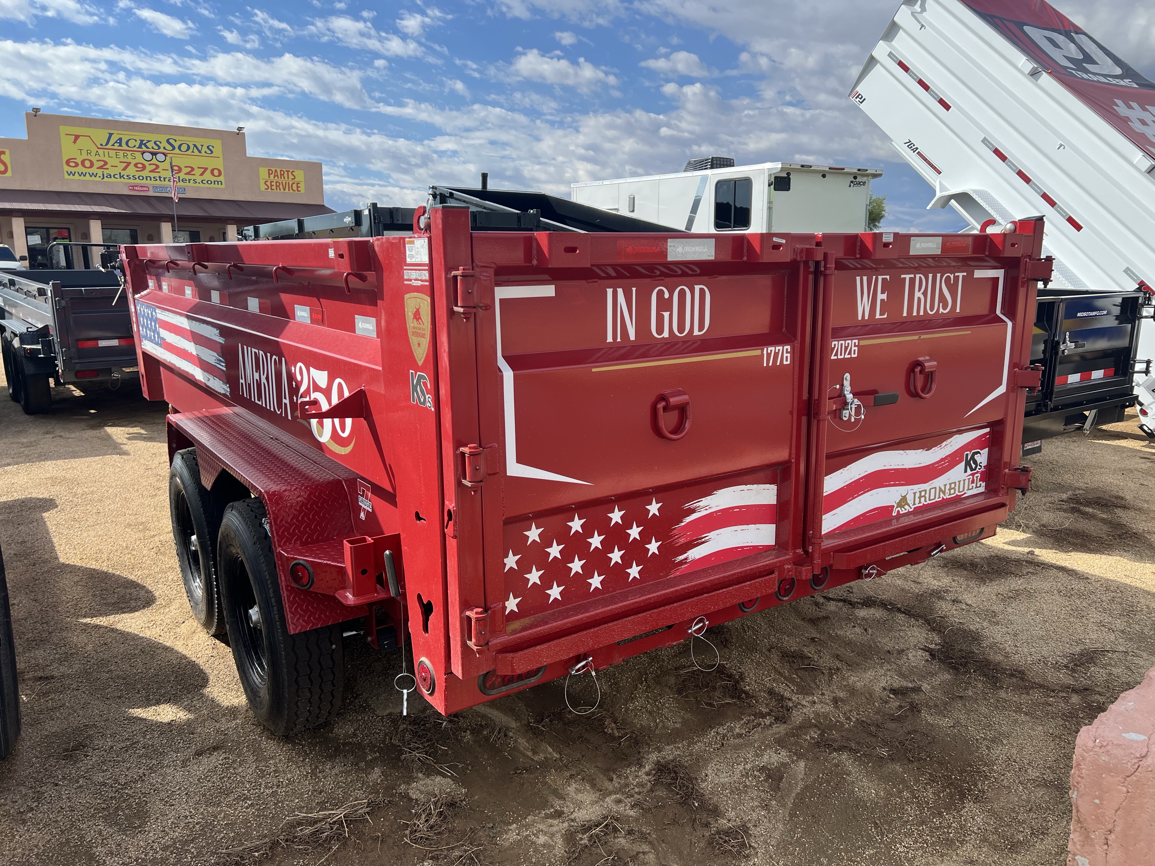 Iron Bull 14x83 IronBull Tandem Axle Dump, 14K GVWR, 36" Sides, 14 Ply Tires *America 250 Edition*