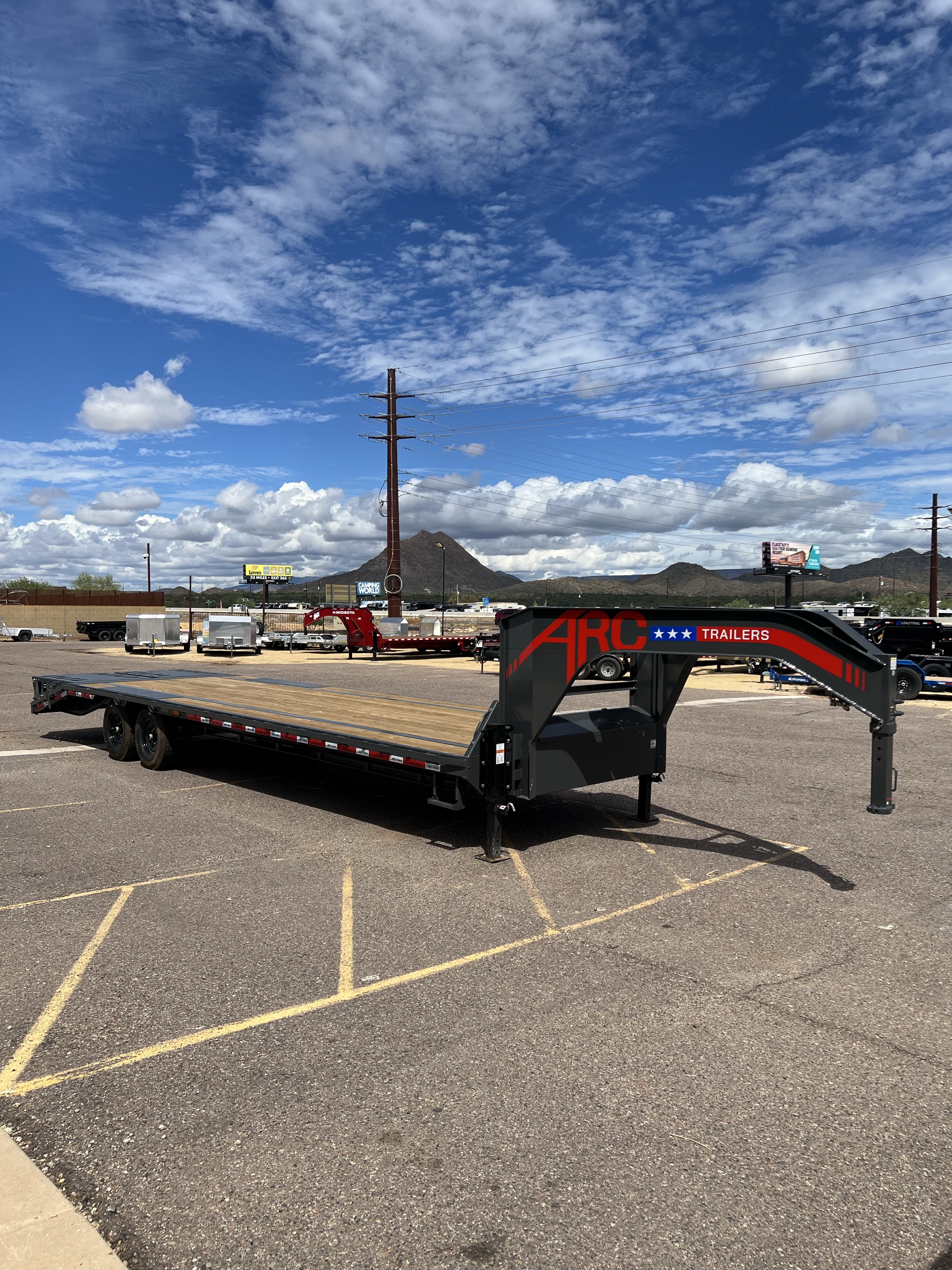 ARC Trailers 30'x102" 14K Gooseneck Flatbed Trailer w/ Ramps (GDS)