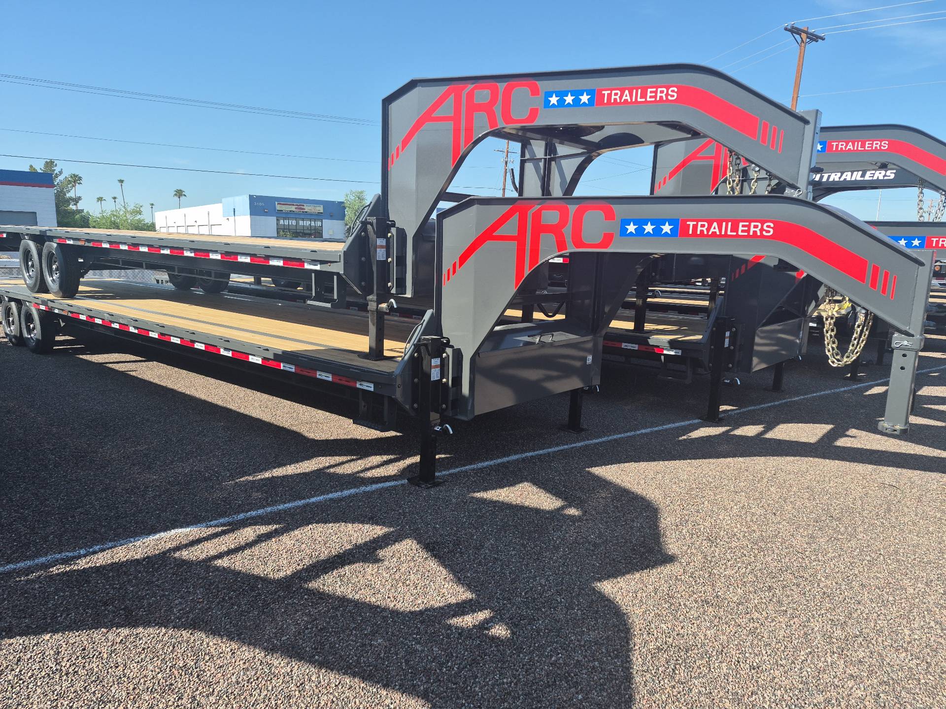 ARC Trailers 30'x102" 14K Gooseneck Flatbed Trailer w/ Ramps (GDS)