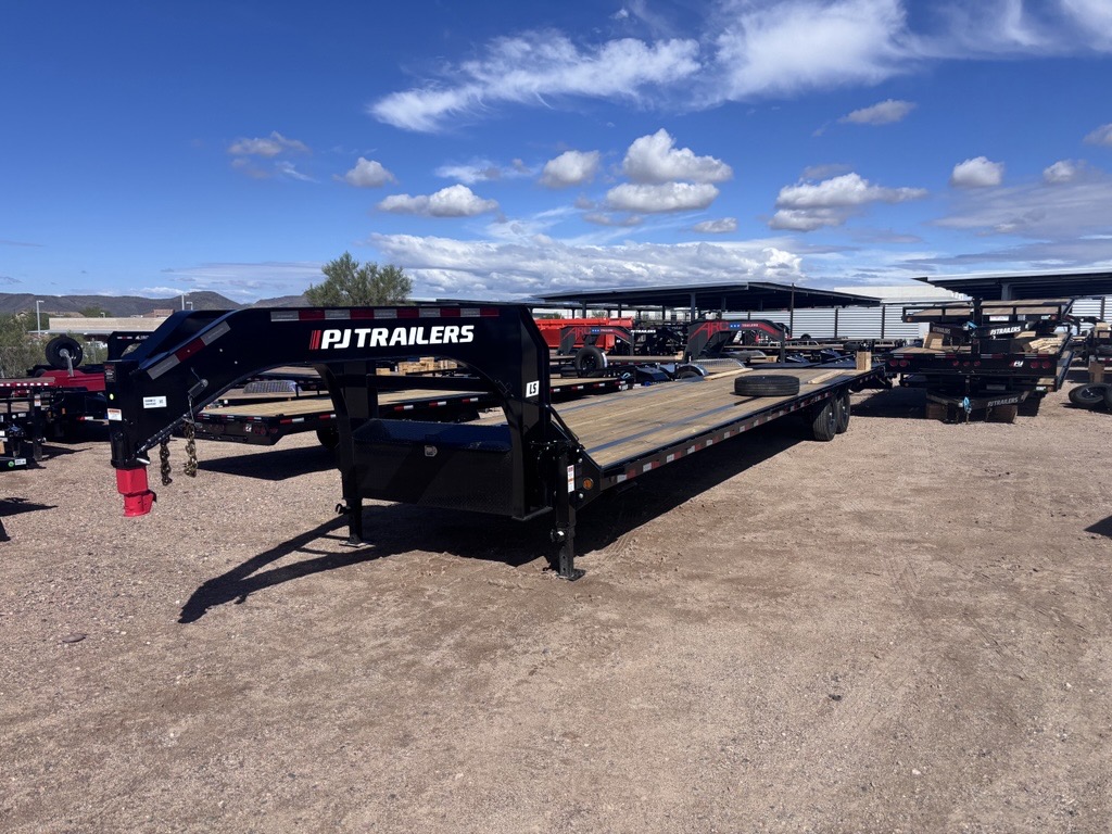 PJ Trailers 40' Gooseneck Low-Pro Flatdeck with Singles, 15,680 GVWR, Monster Ramps, 14 Ply Tires