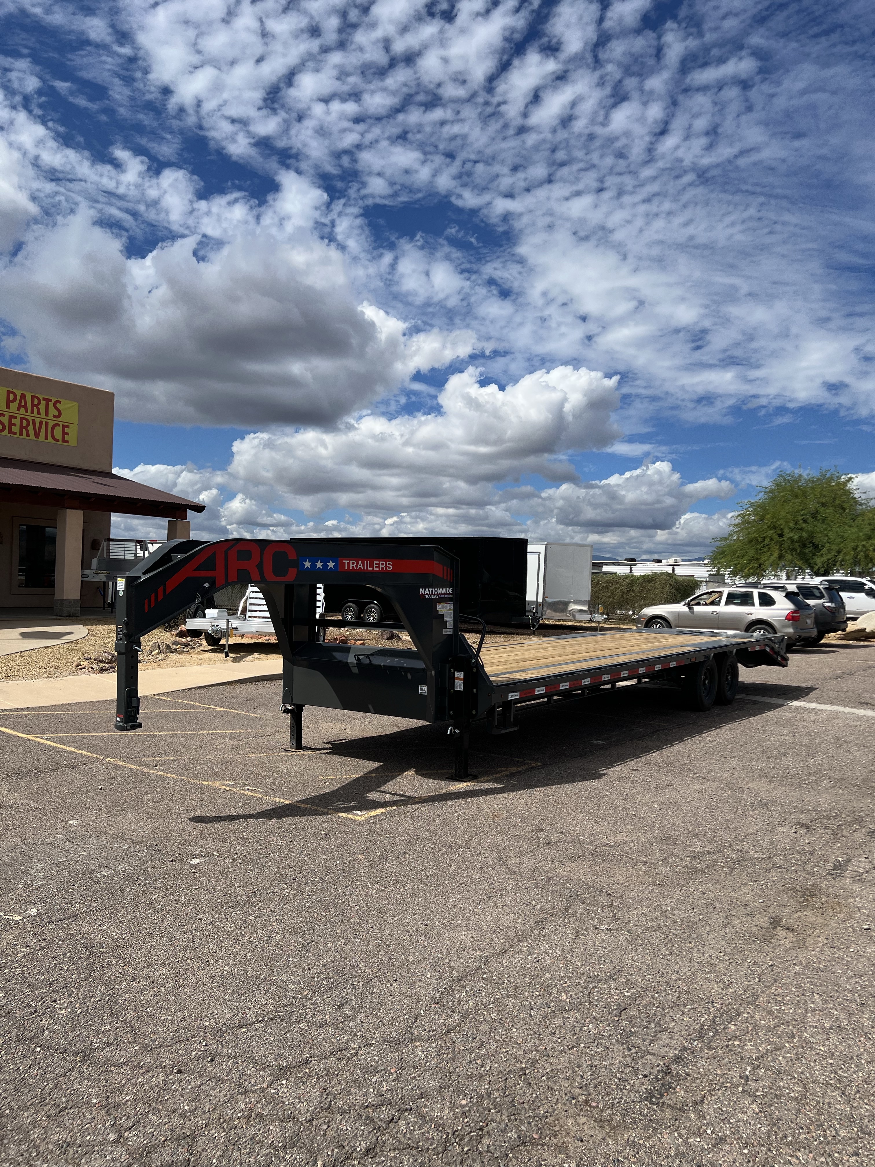ARC Trailers 30'x102" 14K Gooseneck Flatbed Trailer w/ Ramps (GDS)